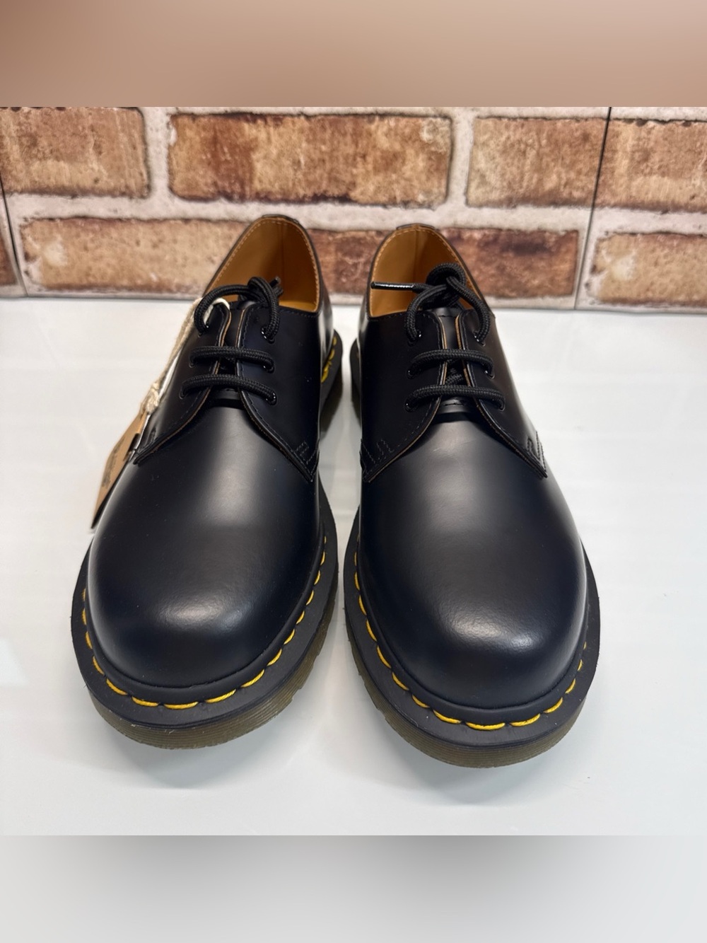 Dr. Martens Oxford Derby Smooth Leather Shoes Men's size 7 (women Sz 8) - Picture 2 of 11